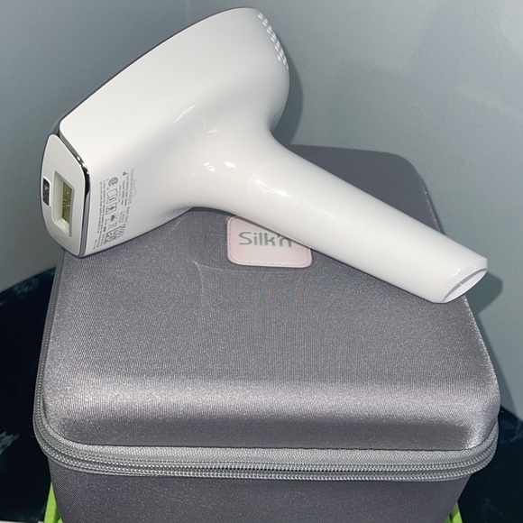 NEW Silk’n BellaFlash Pro IPL Laser Permanent Hair Removal Sys Device Women Men - Picture 14 of 16